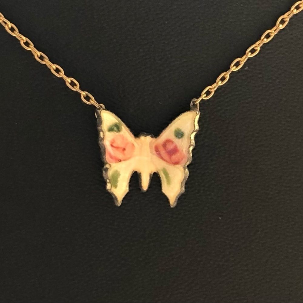 True Vintage Circa 70s Boho Butterfly Gold Tone Chocker Pendant Necklace 16 Inch